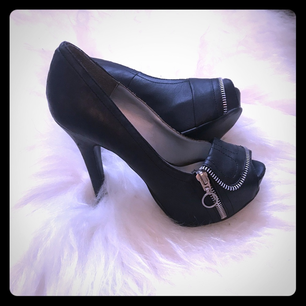 Black Zipper Pumps